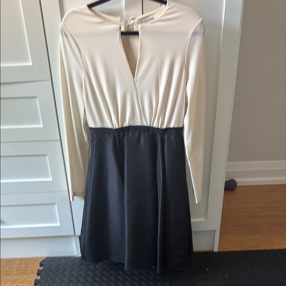 Halston Heritage Cream and Black Fit and Flare Midi Dress
